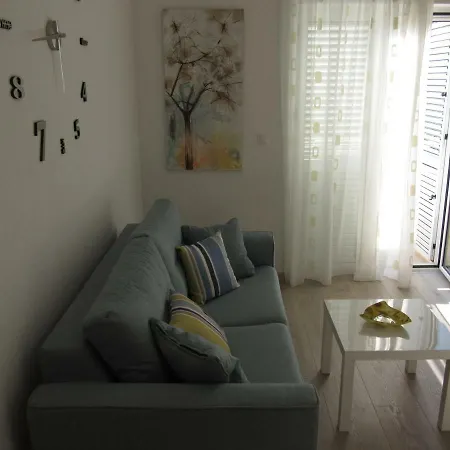 Apartments Roko Kastela Exterior photo